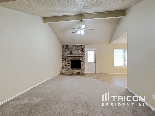 Building Photo - 6625 Fair Oaks Dr
