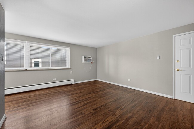 Building Photo - 985 Corona St