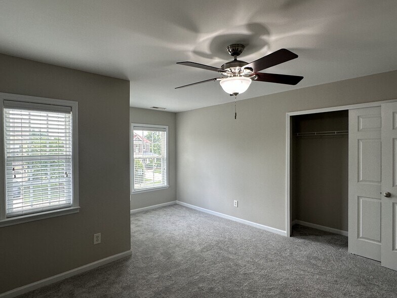 Building Photo - 205 Bog Hill Ln