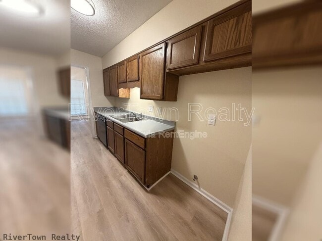 Building Photo - 3693 Hyacinth Dr