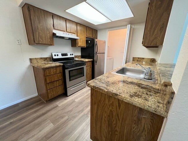 Building Photo -  Woodchase Two Bedroom Apartment