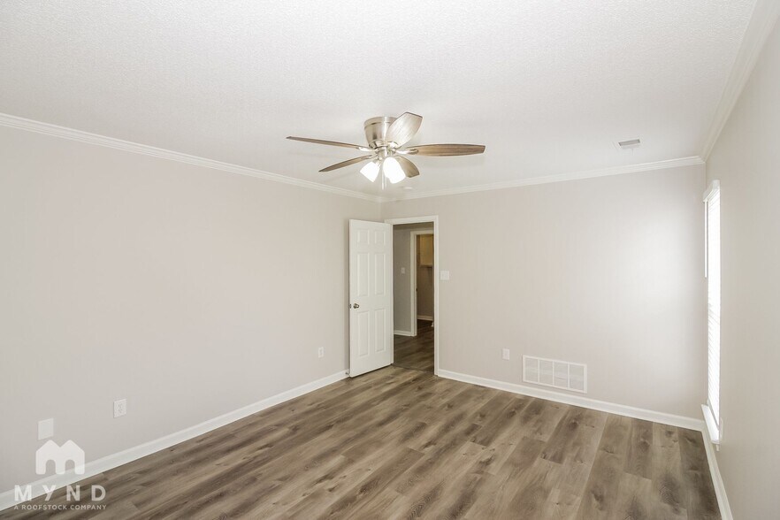 Building Photo - 5887 Tommy Joe Dr