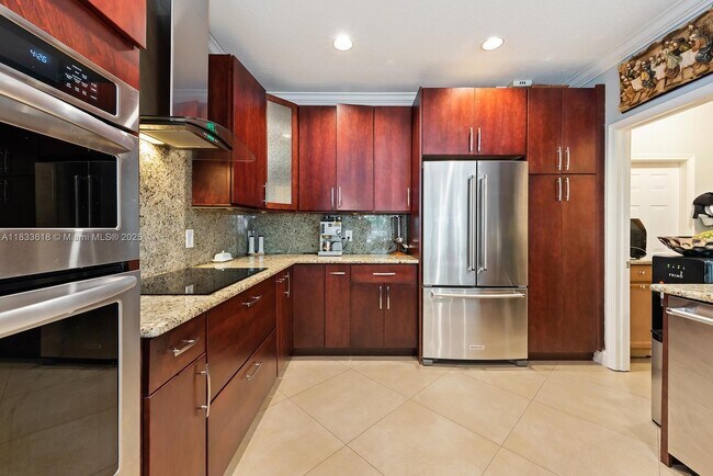Building Photo - 4008 Staghorn Ln