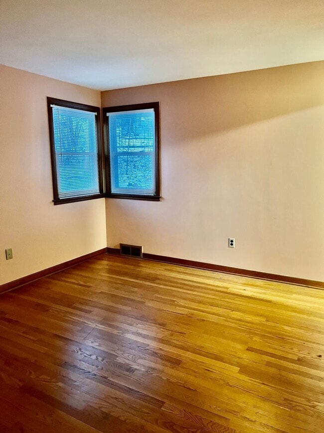 Building Photo - 102 Elmsford Rd