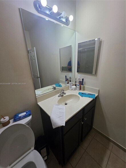 Building Photo - 9424 SW 171st Pl