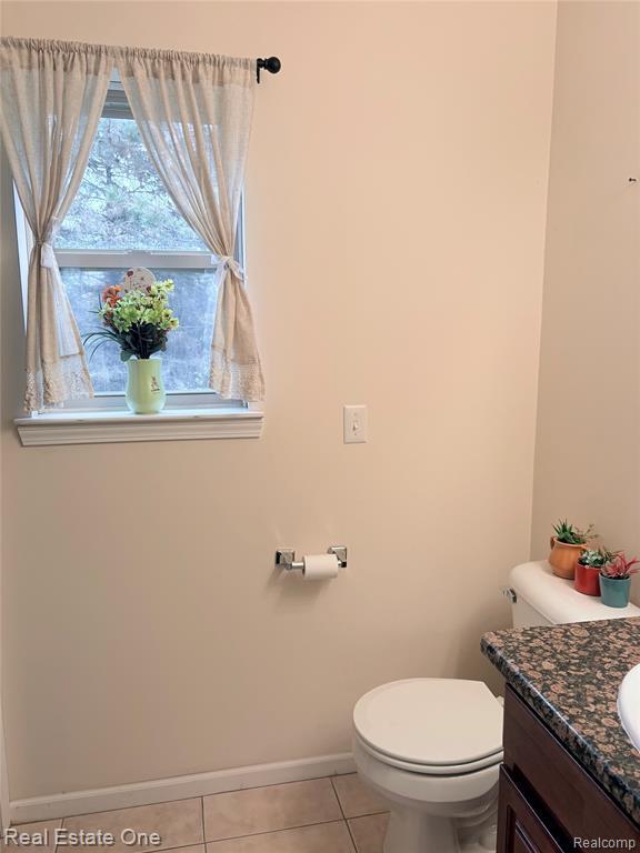 Building Photo - 6178 Elarz Dr