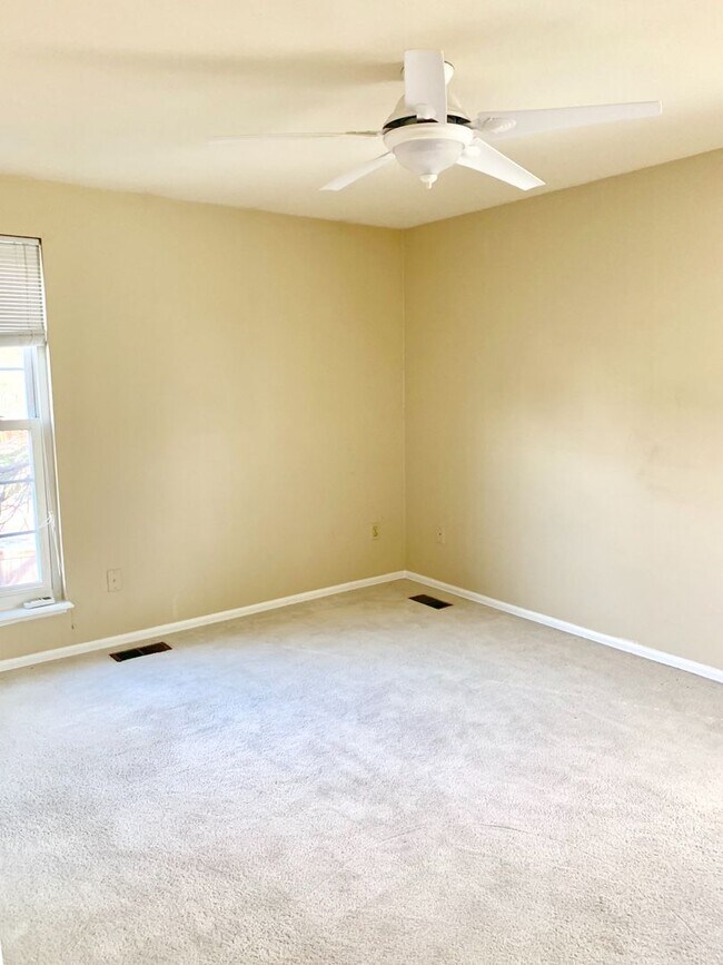 Building Photo - Old Town Louisville Home for Lease near Coal Creek Trails!