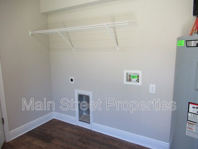 Building Photo - 7797 Ira Dr