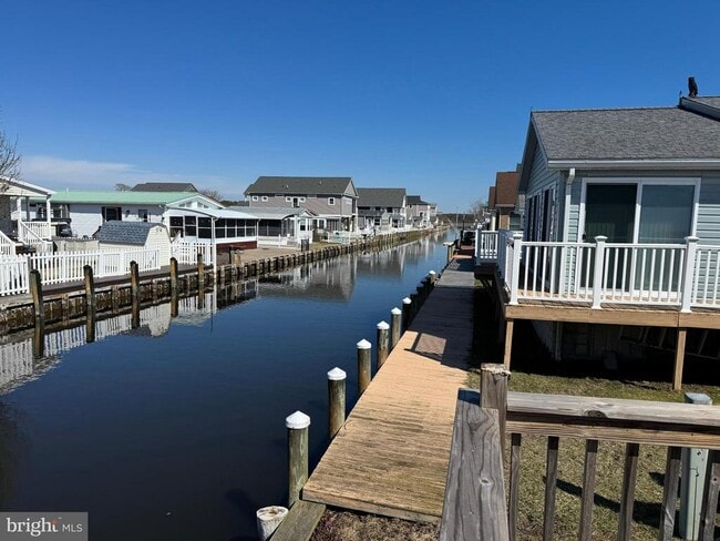 Building Photo - 36991 Laws Point Rd