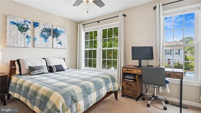 Building Photo - 6312 Chimney Wood Ct