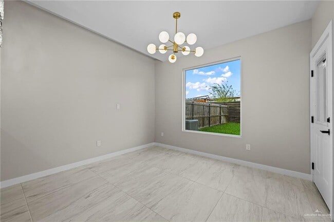 Building Photo - 18 Corales St
