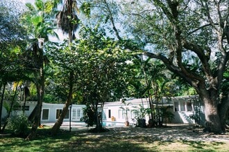 Building Photo - 5805 SW 81st St