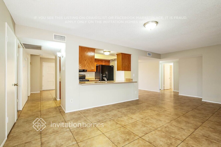 Building Photo - 3520 W Banff Ln.