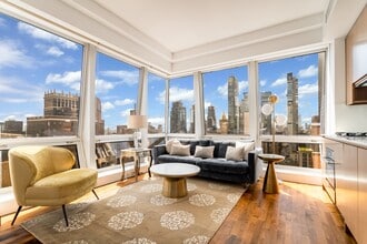 Building Photo - 400 Fith Setai