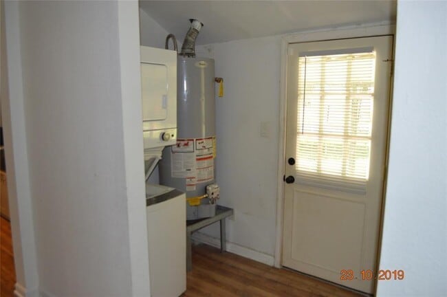 Building Photo - 1003 N Arcola St