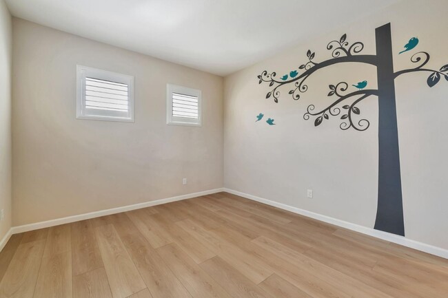 Building Photo - 3343 Vittoria Loop
