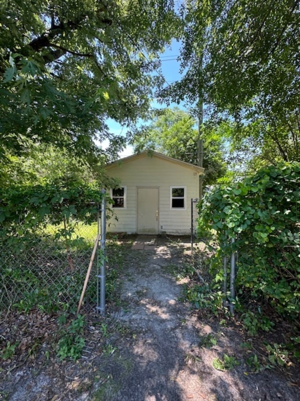 Building Photo - 4526 Cedar Springs Rd