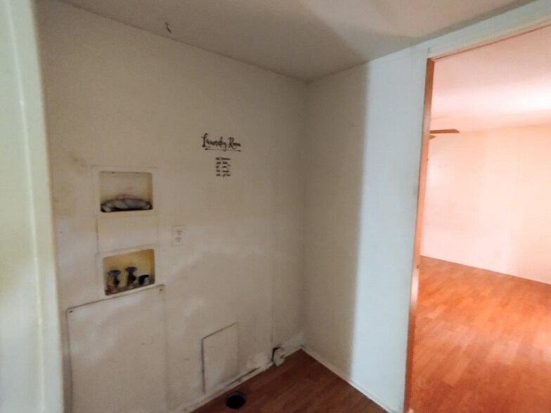 Building Photo - 132 Private Rd 3376G