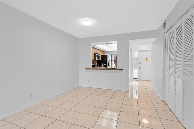 Building Photo - 2355 SW 15th St