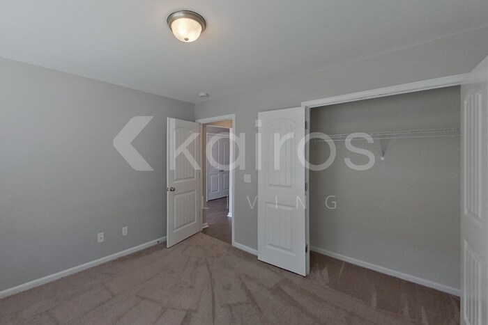 Building Photo - 114 Bluff Rd