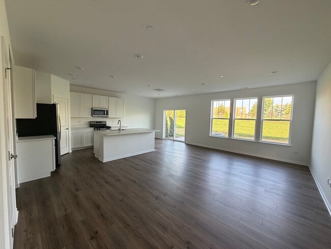 Building Photo - 12172 Dodwell St