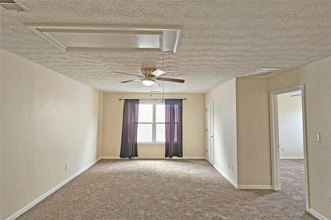 Building Photo - 735 Cool Weather Dr