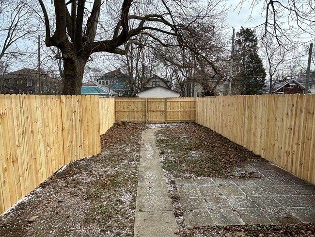 Building Photo - 4225-27 North College Avenue