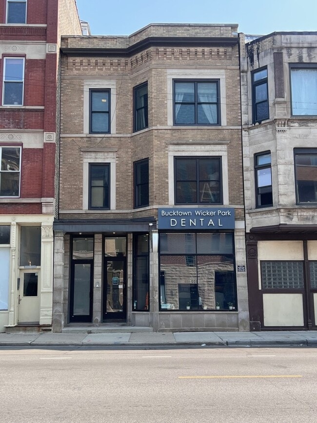 Primary Photo - 2303 W North Ave