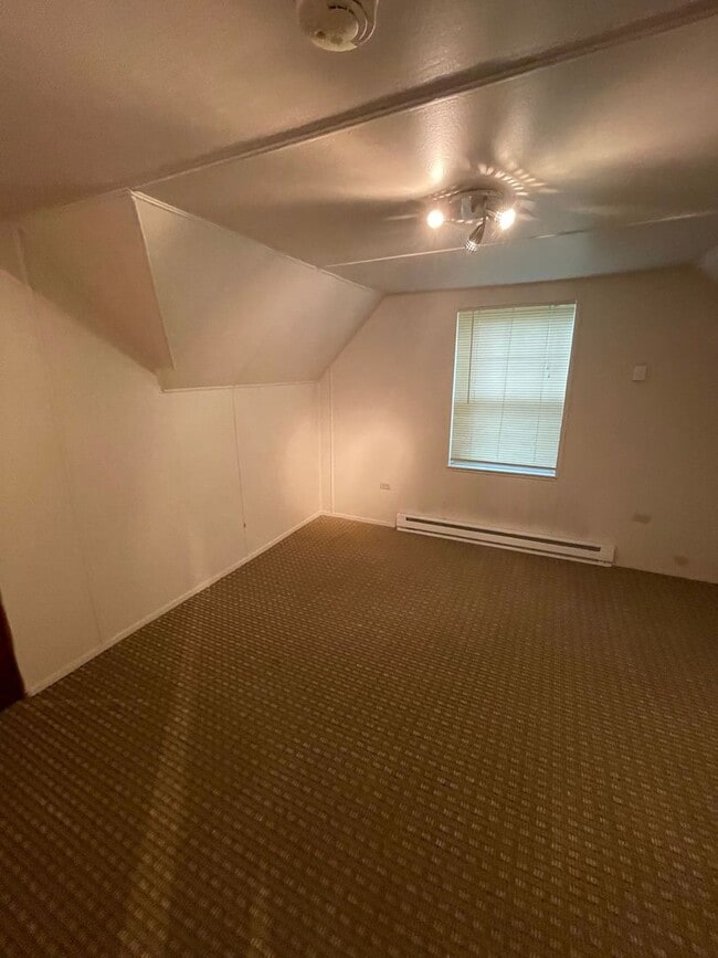 Building Photo - 1612 W 7th Ave