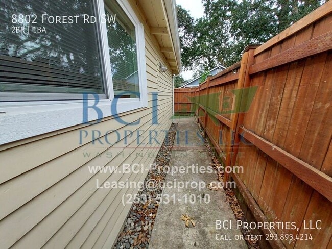 Building Photo - 8802 Forest Rd SW