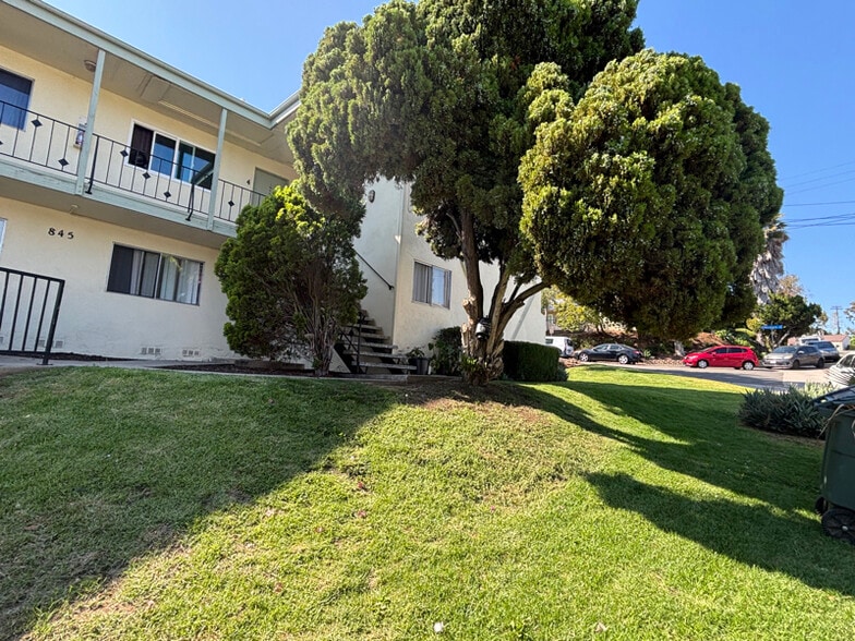 Building Photo - 845 Normark Terrace