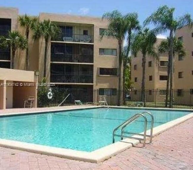 Building Photo - 8760 SW 133rd Avenue Rd