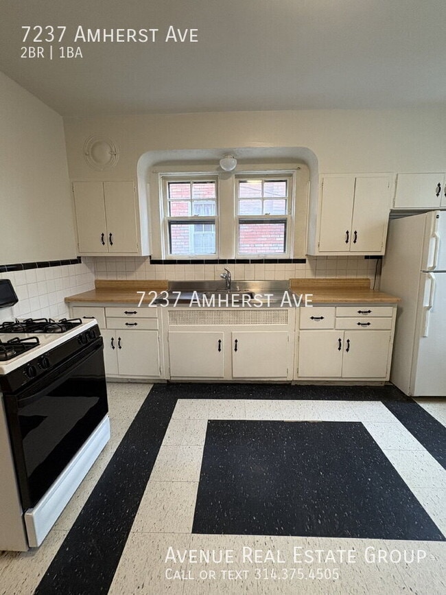 Building Photo - 7237 Amherst Ave