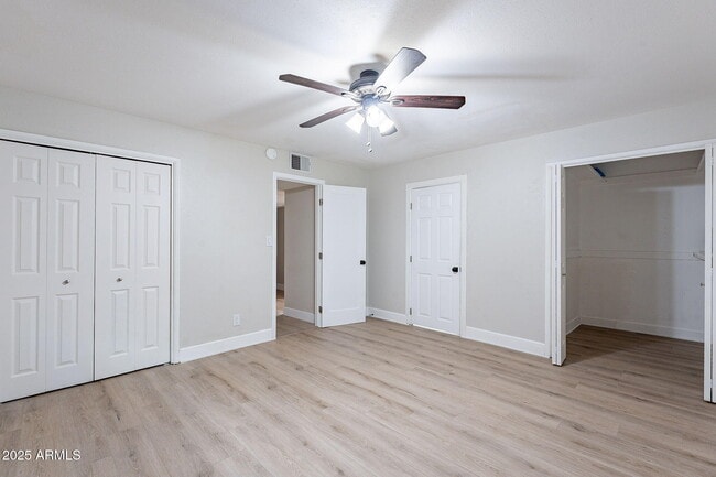 Building Photo - 745 E Pierce St