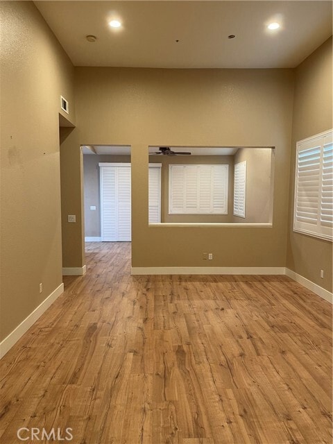 Building Photo - 3669 N Orangewood Ave