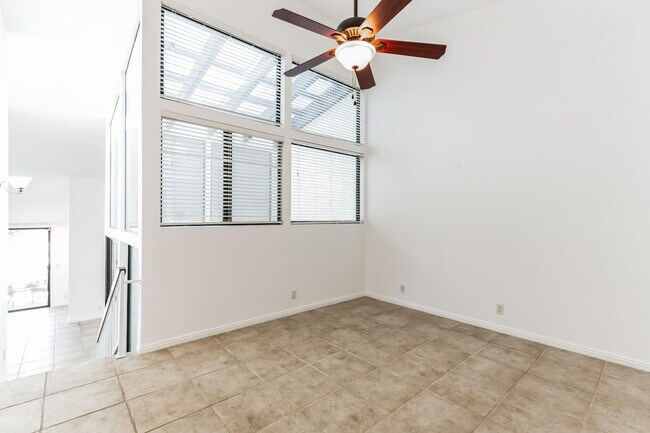 Building Photo - 45324 Driftwood Dr