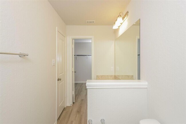 Building Photo - 5015 Giant Sequoia Way