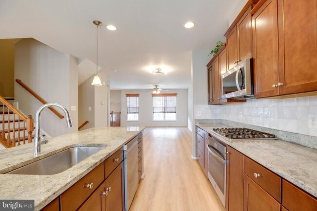 Building Photo - 11774 Lake Baldwin Dr