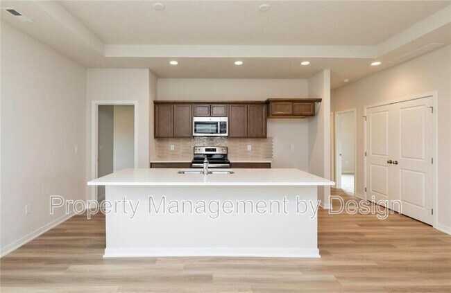 Building Photo - 2326 Legacy Dr