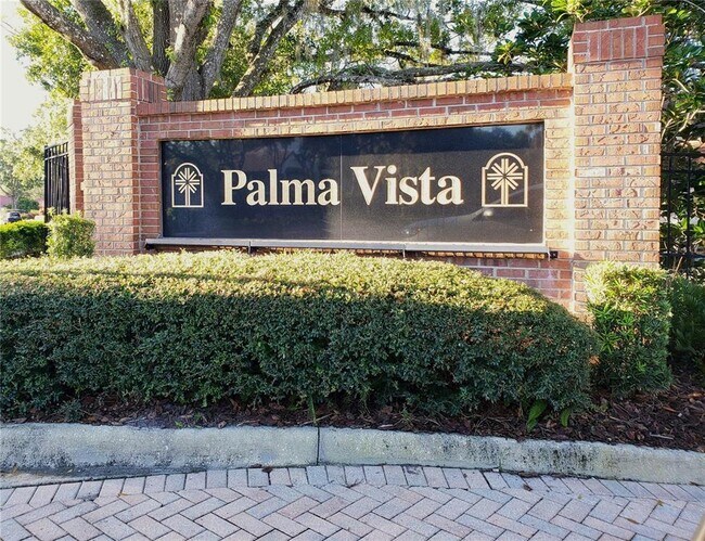 Building Photo - 15215 Amberly Dr