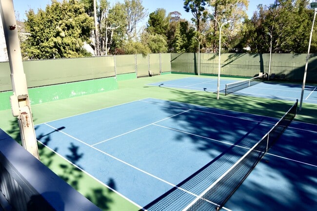 Building Photo - 3605 W Hidden Ln