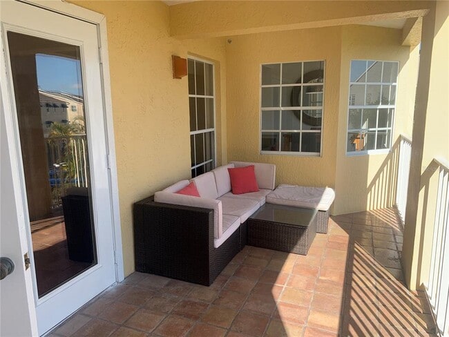 Building Photo - 1125 Pinellas Bayway S