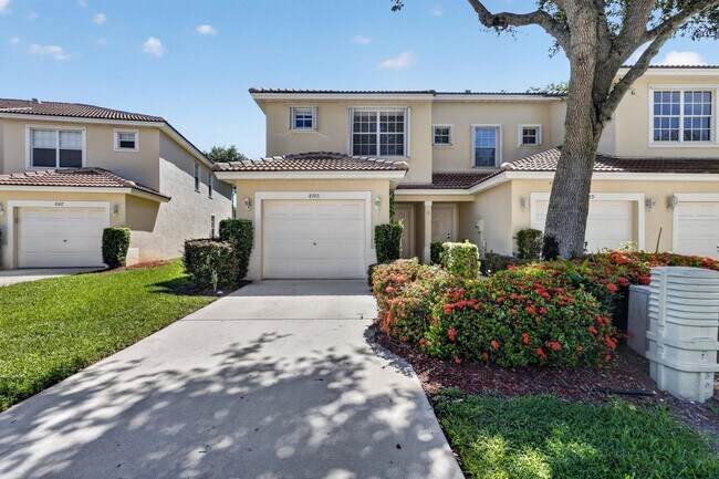 Building Photo - 8103 Bellagio Ln