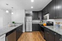 Building Photo - Save $500 Instantly – Ask About Our Curren...