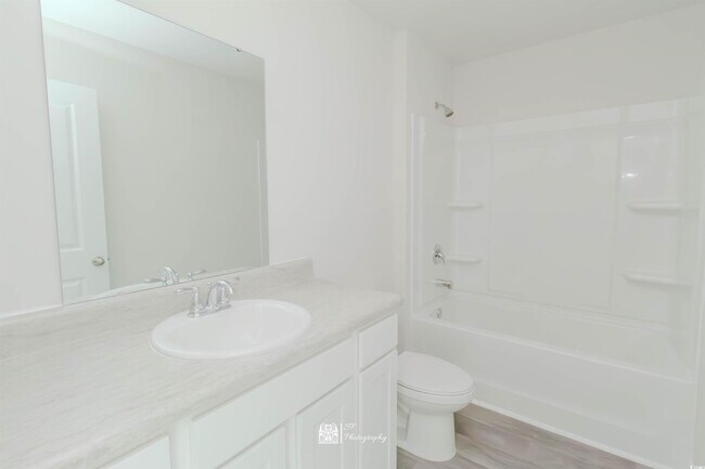 Building Photo - 286 Jeff Waters Cir