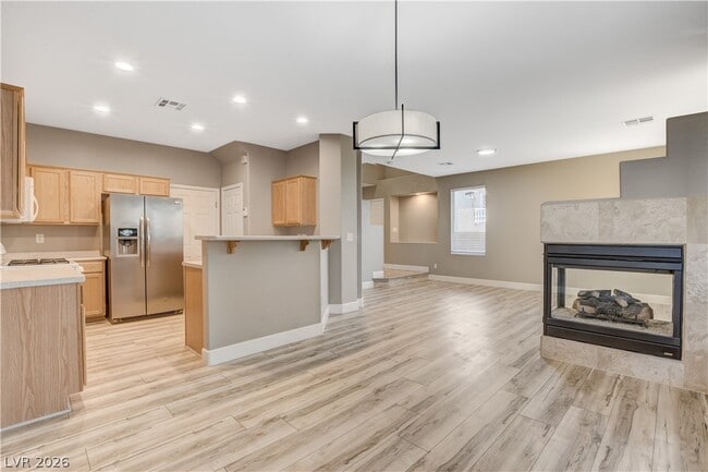 Building Photo - 708 Respectful Ridge Ave