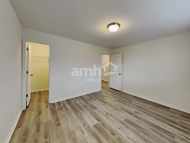 Building Photo - 6441 Stonefly Dr