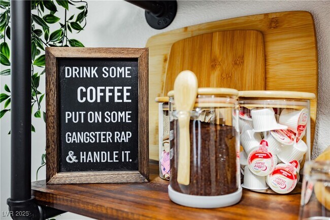 Building Photo - 1414 S 3rd St