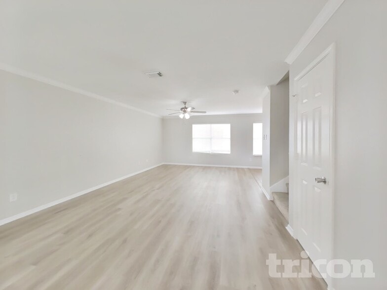 Building Photo - 20814 Fox Swift Ct