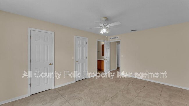 Building Photo - 5060 Spanish Oaks Blvd